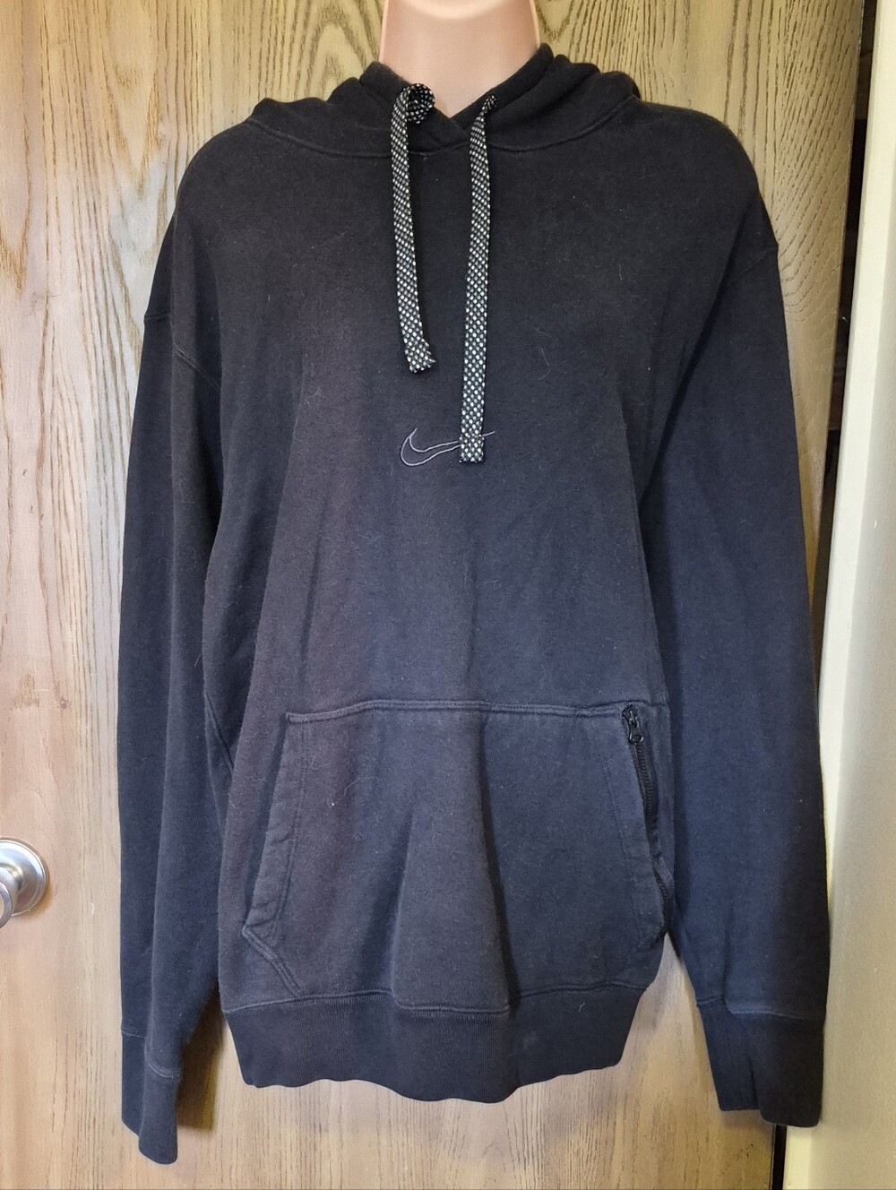 2020 NIKE BASKETBALL  CITY EXPLORATION  VICTORY Black  HOODIE L  KANGAROO Pocket